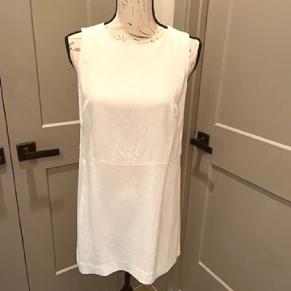 Banana Republic Sleeveless Tunic Top-SMALL